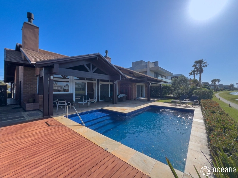 EXCELENTE CASA EM CONDOMÍNIO FECHADO COM PISCINA!: 13ª foto da galeria de imagens do imóvel