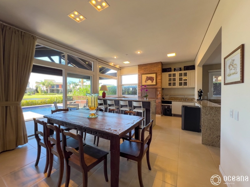 EXCELENTE CASA EM CONDOMÍNIO FECHADO COM PISCINA!: 25ª foto da galeria de imagens do imóvel