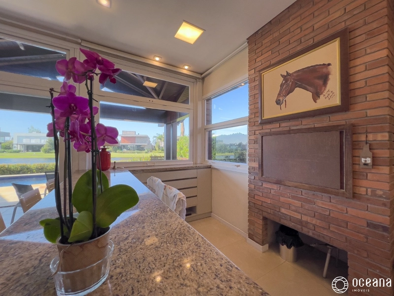 EXCELENTE CASA EM CONDOMÍNIO FECHADO COM PISCINA!: 29ª foto da galeria de imagens do imóvel