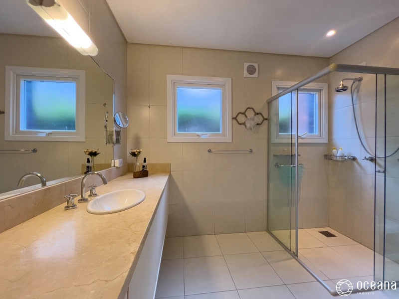 EXCELENTE CASA EM CONDOMÍNIO FECHADO COM PISCINA!: 41ª foto da galeria de imagens do imóvel