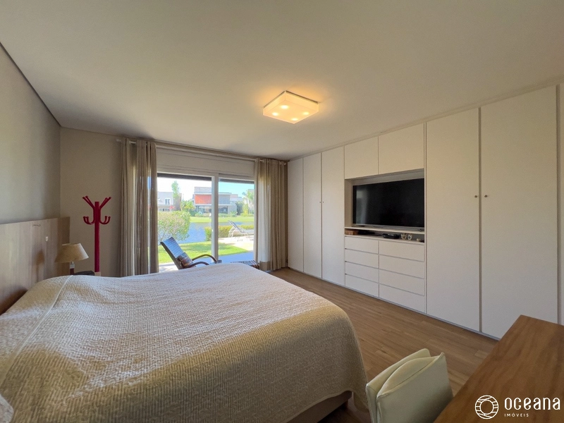 EXCELENTE CASA EM CONDOMÍNIO FECHADO COM PISCINA!: 39ª foto da galeria de imagens do imóvel