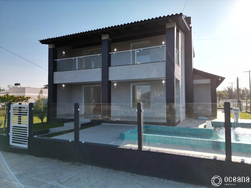 Casa à venda no bairro Zona Norte