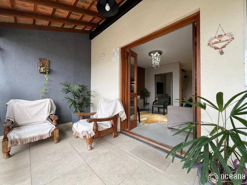 SOBRADO GEMINADO LOCALIZADO NA PRAIA GUARANI - ESTUDA PROPOSTAS!: 3ª foto da galeria de imagens do imóvel