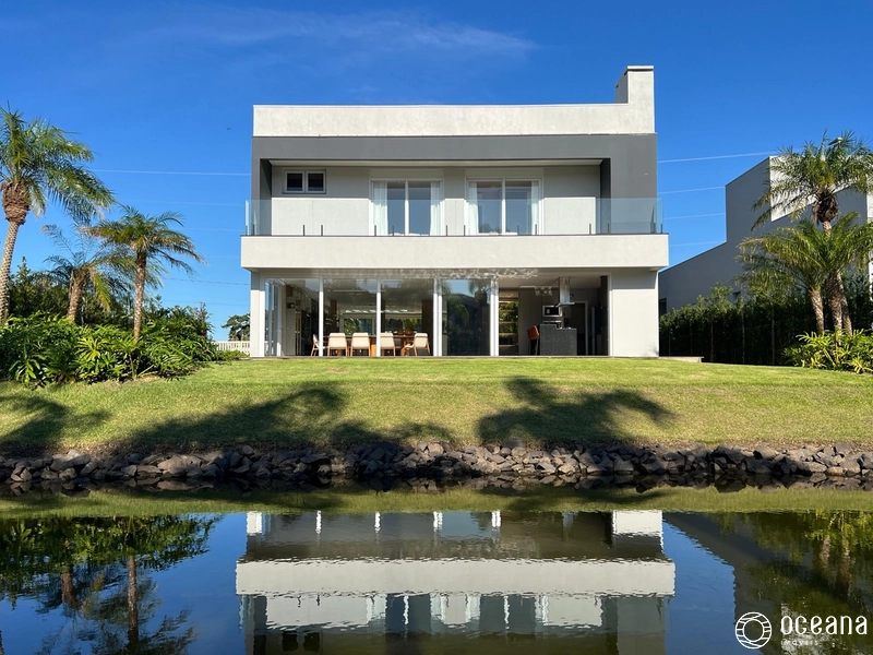 SOBRADO EM CONDOMÍNIO FECHADO DE ALTO PADRÃO: 3ª foto da galeria de imagens do imóvel