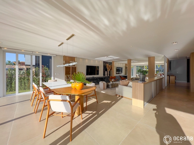 SOBRADO EM CONDOMÍNIO FECHADO DE ALTO PADRÃO: 10ª foto da galeria de imagens do imóvel