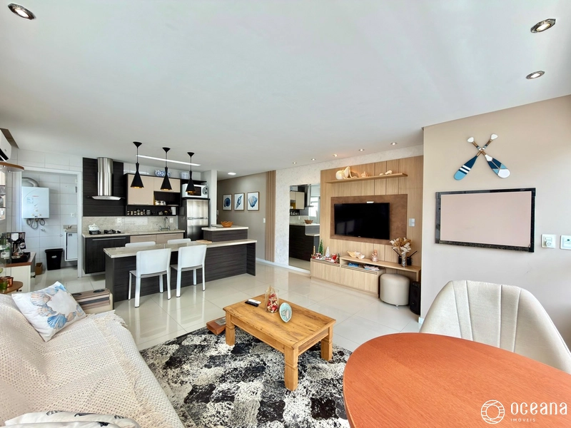 APARTAMENTO À VENDA FRENTE PRAÇA TIARAJÚ