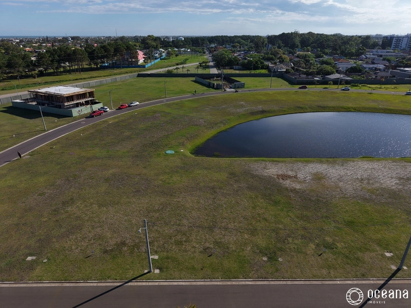 TERRENO EM CONDOMÍNIO FECHADO MEDINDO 450m²: 1ª foto da galeria de imagens do imóvel
