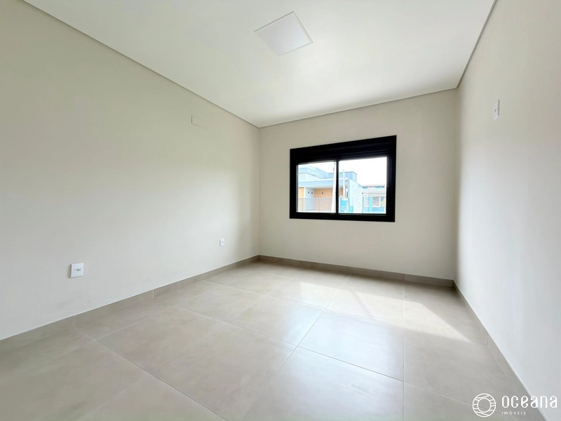 CASA A VENDA EM ATLÂNTIDA SUL: 9ª foto da galeria de imagens do imóvel