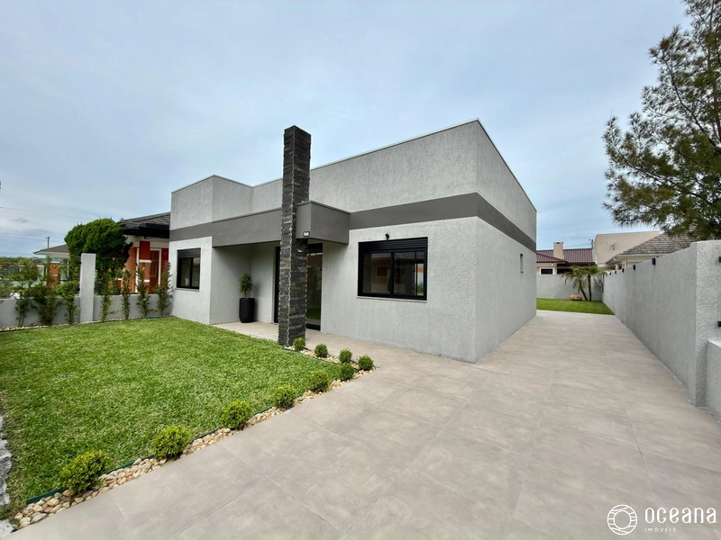 CASA A VENDA EM ATLÂNTIDA SUL: 3ª foto da galeria de imagens do imóvel