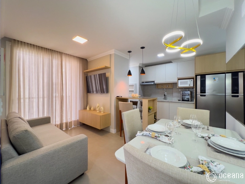 APARTAMENTO MOBILIADO E DECORADO DE 02 DORMITÓRIOS