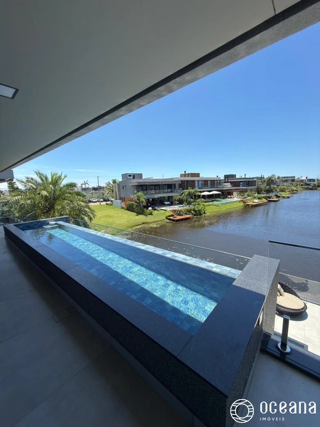 SOBRADO EM CONDOMÍNIO FECHADO COM PISCINA DE BORDA INFINITA!: 9ª foto da galeria de imagens do imóvel