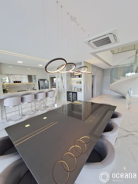 SOBRADO EM CONDOMÍNIO FECHADO COM PISCINA DE BORDA INFINITA!: 34ª foto da galeria de imagens do imóvel