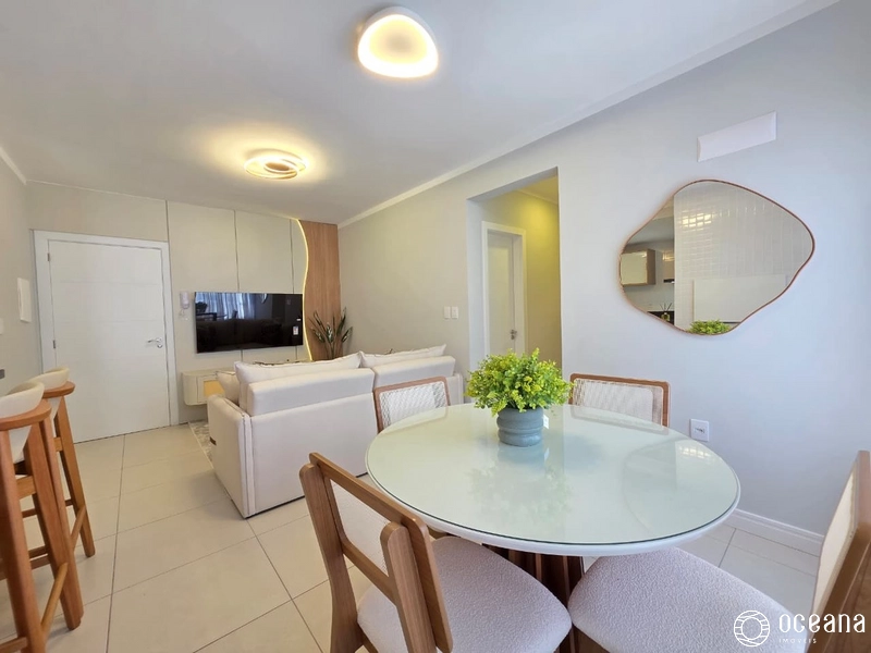 APARTAMENTO MOBILIADO E DECORADO DE 02 DORMITÓRIOS NO BAIRRO ZONA NOVA