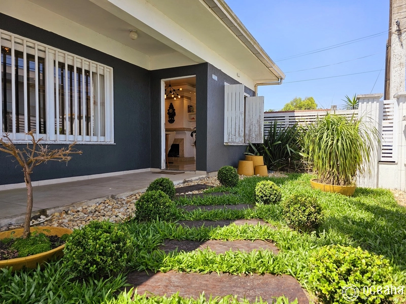 CASA À VENDA NO CENTRO DE XANGRI-LÁ: 6ª foto da galeria de imagens do imóvel