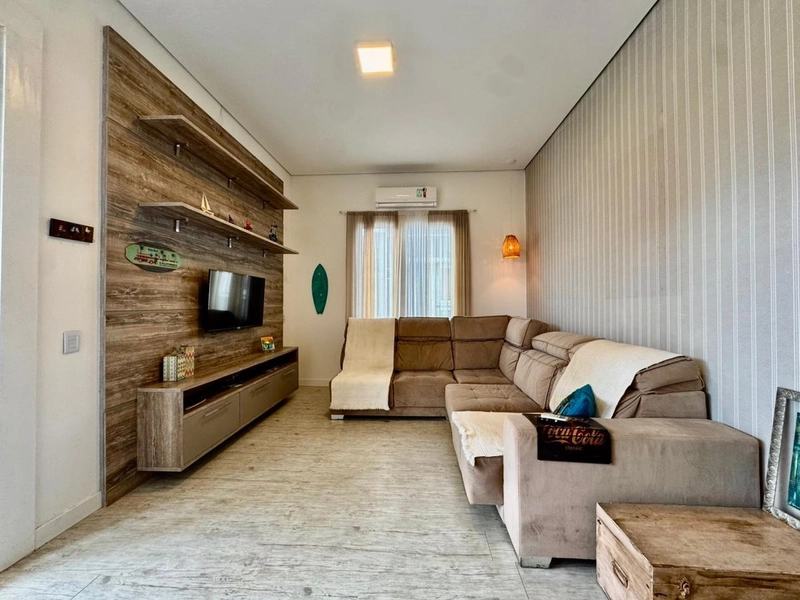 EXCELENTE CASA EM CONDOMÍNIO FECCHADO!: 3ª foto da galeria de imagens do imóvel