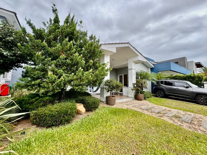 EXCELENTE CASA EM CONDOMÍNIO FECCHADO!: 2ª foto da galeria de imagens do imóvel