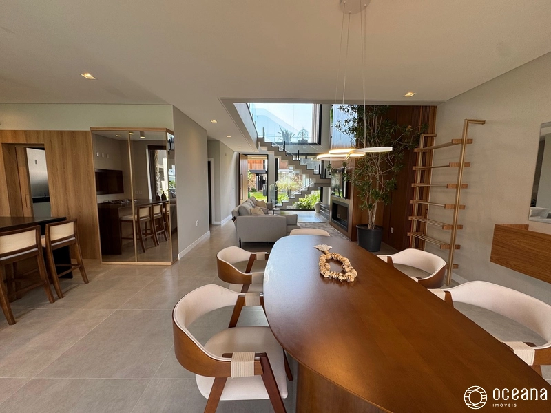 SOBRADO À VENDA EM CONDOMÍNIO FECHADO!: 3ª foto da galeria de imagens do imóvel