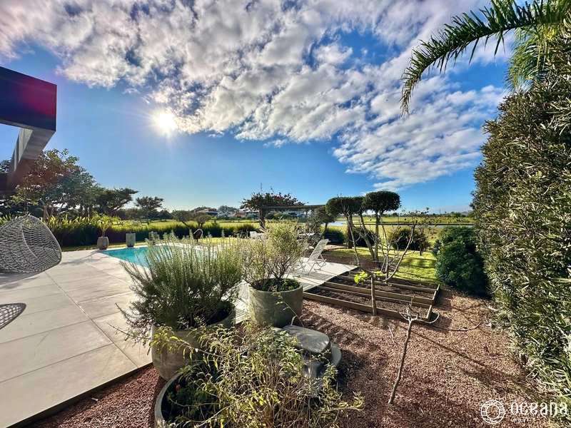 CASA À VENDA EM CONDOMÍNIO FECHADO!: 8ª foto da galeria de imagens do imóvel