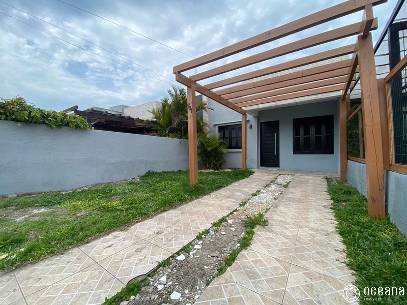 CASA COMPOSTA PIR 02 DORMITÓRIOS NO BAIRRO GUARANI: 1ª foto da galeria de imagens do imóvel