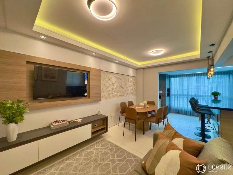 APARTAMENTO MOBILIADO E DECORADO DE 02 DORMITÓRIOS