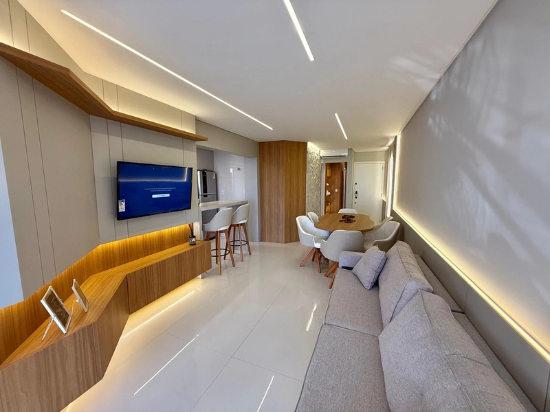 APARTAMENTO MOBILIADO COMPOSTO POR 03 SUÍTES INDIVIDUAIS!