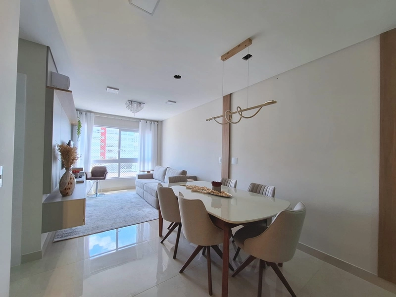 APARTAMENTO MOBILIADO E DECORADO COMPOSTO POR 02 DORMITÓRIOS: 2ª foto da galeria de imagens do imóvel