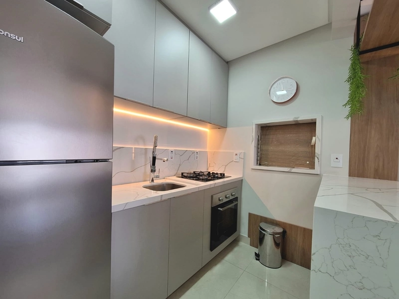 APARTAMENTO MOBILIADO E DECORADO COMPOSTO POR 02 DORMITÓRIOS: 4ª foto da galeria de imagens do imóvel