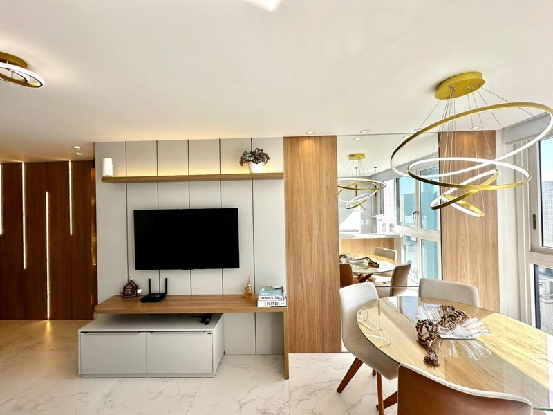 APARTAMENTO MOBILIADO E DECORADO DE 02 DORMITÓRIOS: 2ª foto da galeria de imagens do imóvel