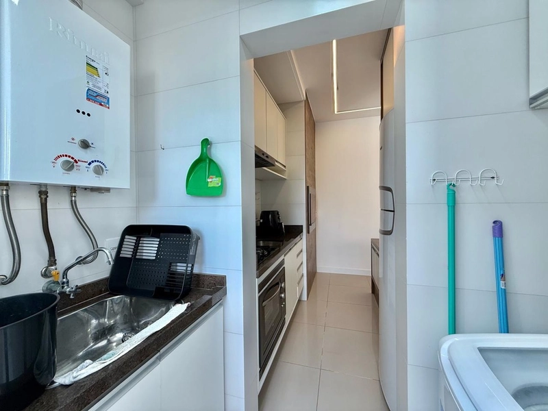 APARTAMENTO DE 02 DORMITÓRIOS A UMA QUADRA DO MAR!: 8ª foto da galeria de imagens do imóvel