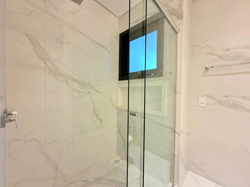 CASA MOBILIADA E DECORADA EM CONDOMÍNIO FECHADO COM 230m²: 38ª foto da galeria de imagens do imóvel