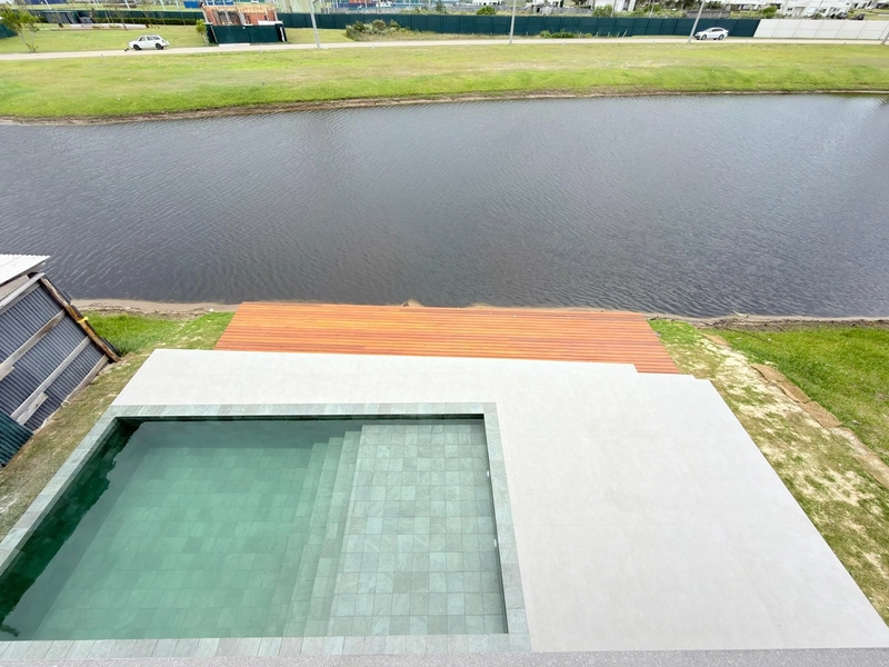 SOBRADO EM CONDOMÍNIO FECHADO BEIRA LAGO À VENDA: 37ª foto da galeria de imagens do imóvel