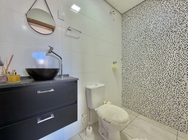 CASA LOCALIZADA NO BAIRRO NOVA GUARANI: 10ª foto da galeria de imagens do imóvel