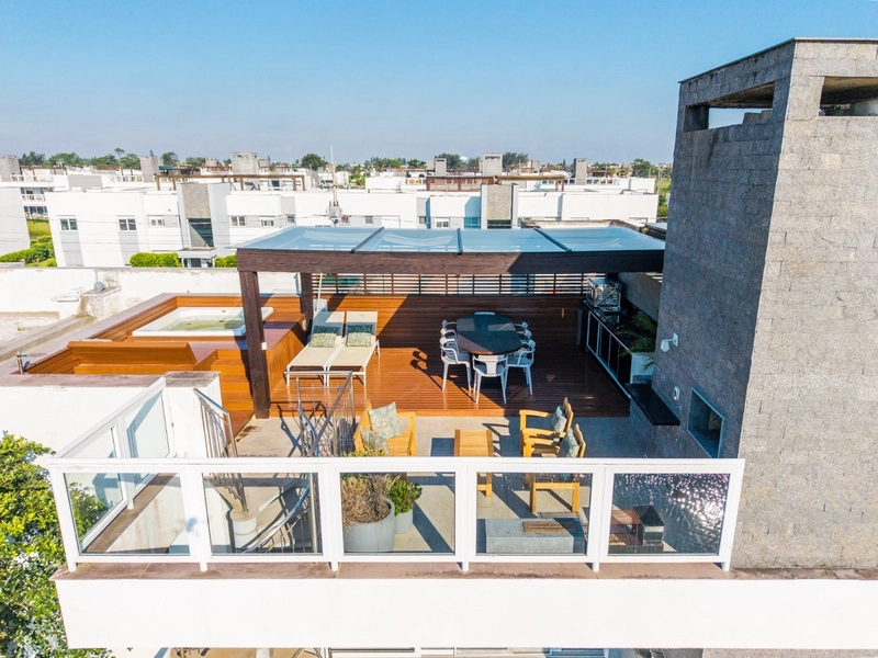 OPORTUNIDADE PARA INVESTIR EM CONDOMÍNIO FECHADO COM INFRA COMPLETA!: 31ª foto da galeria de imagens do imóvel