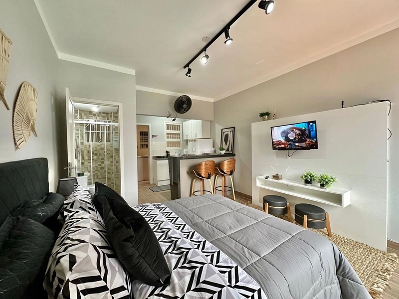 JUNTO A PRAÇA CENTRAL: 1ª foto da galeria de imagens do imóvel