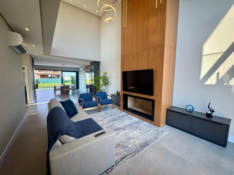 EXCELENTE CASA EM CONDOMÍNIO FECHADO!: 2ª foto da galeria de imagens do imóvel