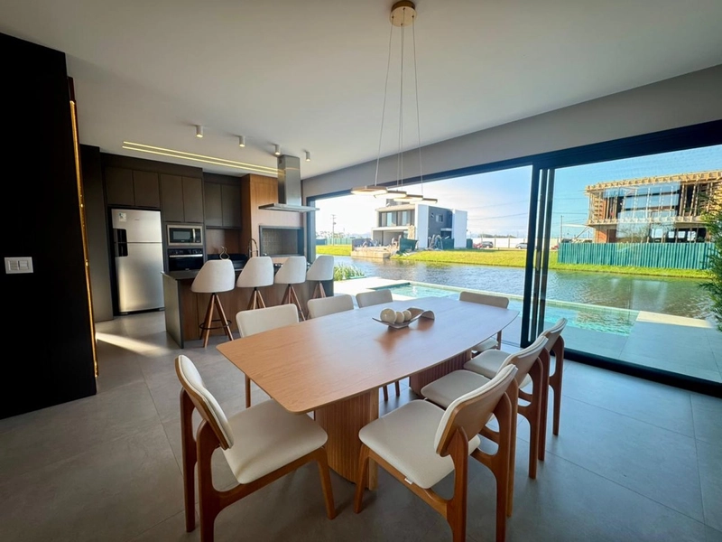 EXCELENTE CASA EM CONDOMÍNIO FECHADO!: 4ª foto da galeria de imagens do imóvel