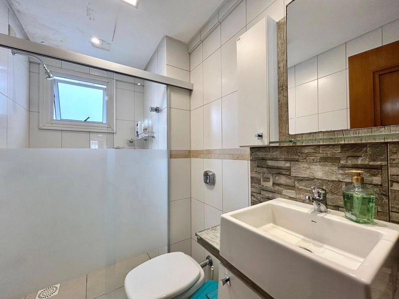 APARTAMENTO COM VISTA MAR AO LADO DA PRAÇA LUIZ BASSANI: 14ª foto da galeria de imagens do imóvel