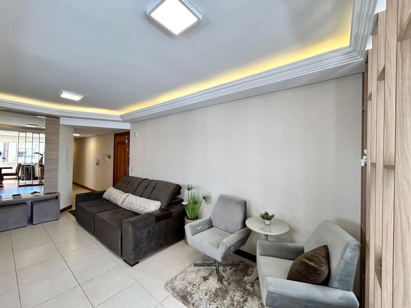 APARTAMENTO COM VISTA MAR AO LADO DA PRAÇA LUIZ BASSANI: 5ª foto da galeria de imagens do imóvel