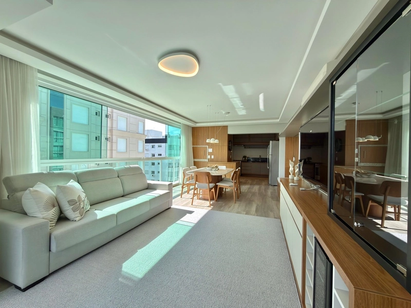 APARTAMENTO À VENDA COM VISTA PARA O MAR E SERRA!: 9ª foto da galeria de imagens do imóvel