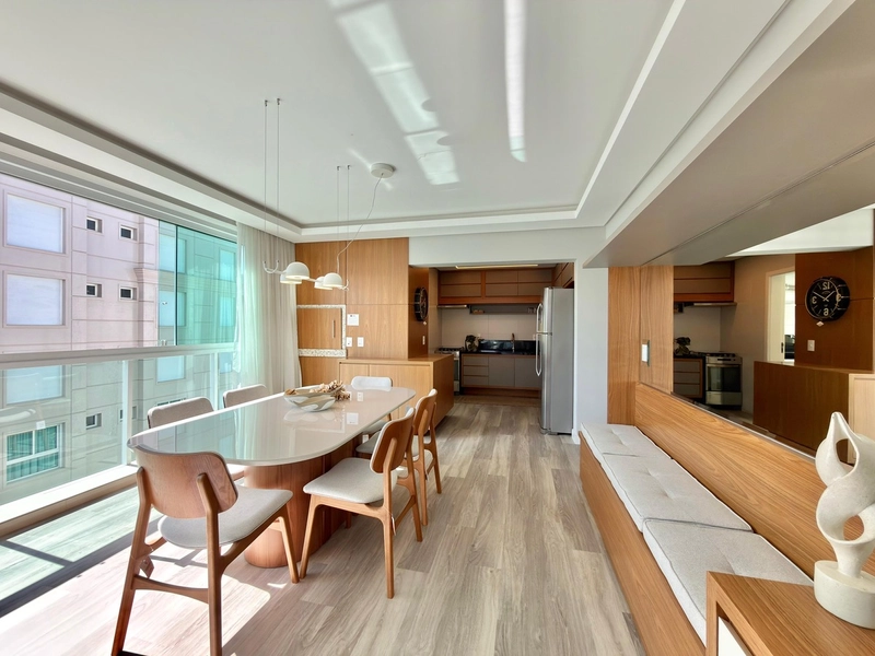 APARTAMENTO À VENDA COM VISTA PARA O MAR E SERRA!: 4ª foto da galeria de imagens do imóvel