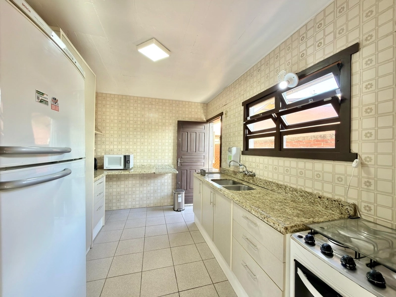 CASA COMPOSTA POR 03 DORM. + ANEXO EM ATLÂNTIDA - PRÓXIMA DO MAR: 12ª foto da galeria de imagens do imóvel