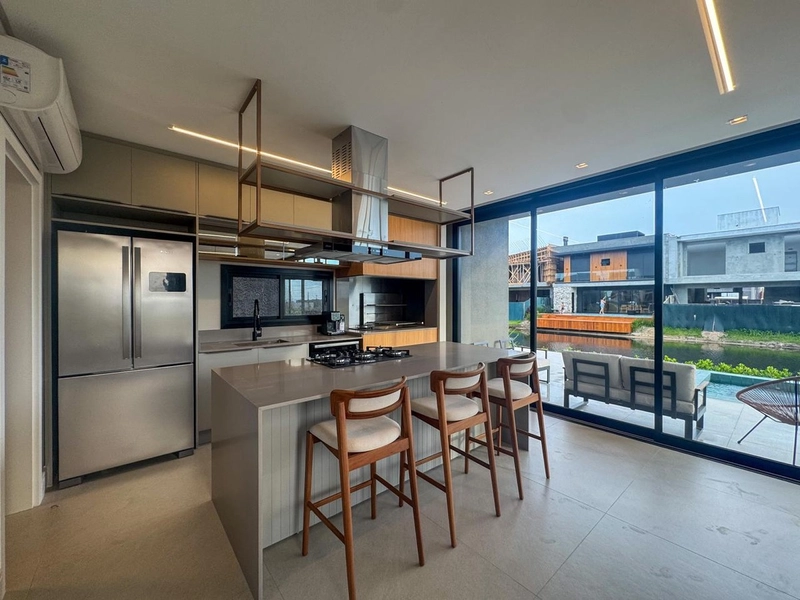 SOBRADO DE ALTO PADRÃO EM CONDOMÍNIO FECHADO!: 14ª foto da galeria de imagens do imóvel