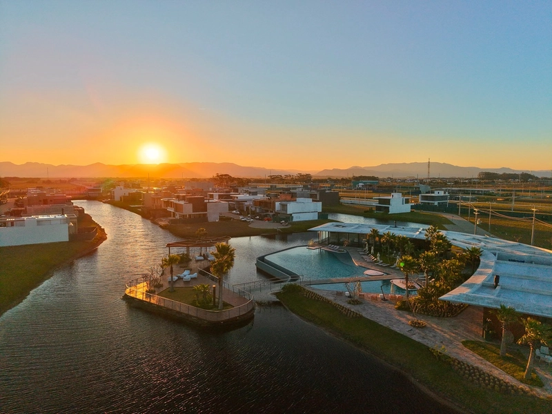 Sobrado nunca habitado TOTALMENTE MOBILIADO e DECORADO: 52ª foto da galeria de imagens do imóvel