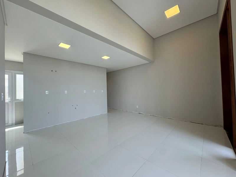 CASA À VENDA NO BAIRRO JARDIM BEIRA MAR!: 6ª foto da galeria de imagens do imóvel