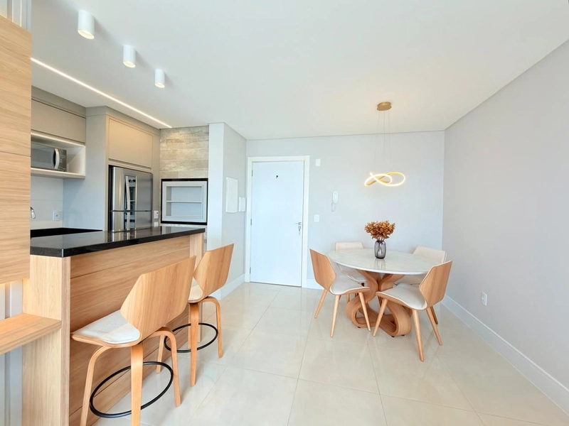 APARTAMENTO NO CENTRO VISTA PARA MAR E PRAÇA - MOBILIADO E DECORADO: 12ª foto da galeria de imagens do imóvel