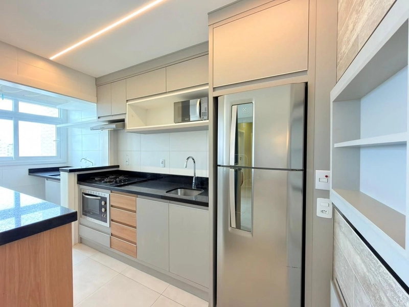 APARTAMENTO NO CENTRO VISTA PARA MAR E PRAÇA - MOBILIADO E DECORADO: 8ª foto da galeria de imagens do imóvel
