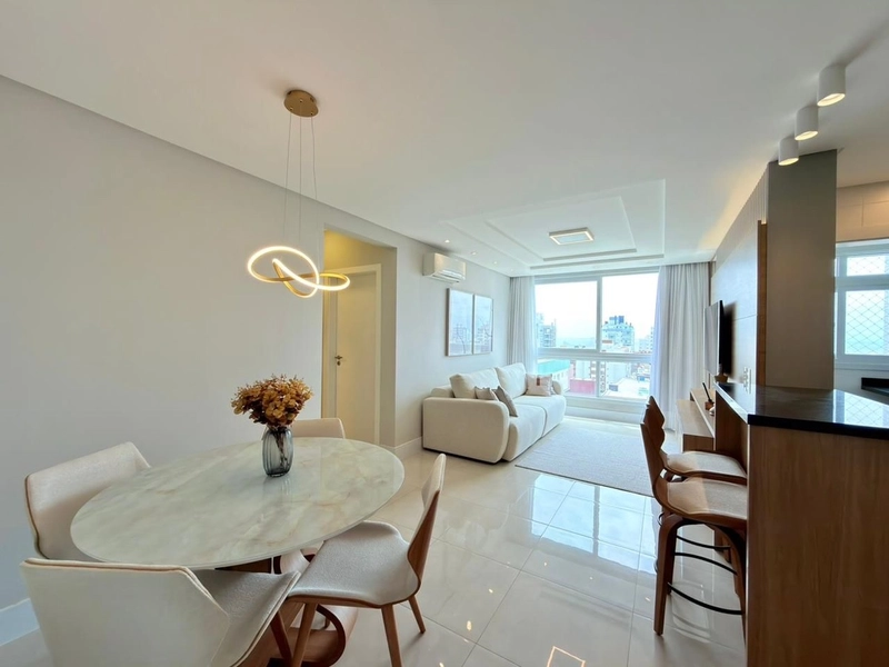 APARTAMENTO NO CENTRO VISTA PARA MAR E PRAÇA - MOBILIADO E DECORADO: 4ª foto da galeria de imagens do imóvel
