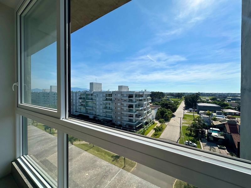 APARTAMENTO DE 2 DORMITÓRIOS C/ SUITE,  DE FRENTE PARA AVENIDA E LINDA: 6ª foto da galeria de imagens do imóvel