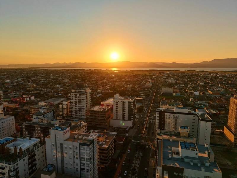 APARTAMENTO FRENTE AVENIDA E VISTA MAR!: 27ª foto da galeria de imagens do imóvel