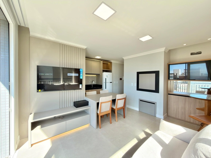 APARTAMENTO COM SACADA DE FRENTE E VISTA PARA O MAR: 8ª foto da galeria de imagens do imóvel